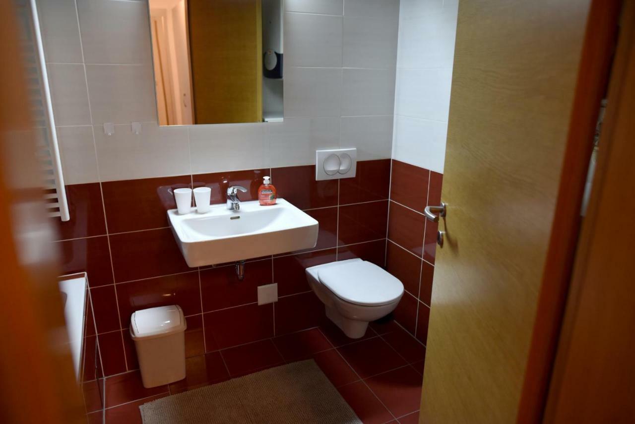 Apartments Dora Zagreb Eksteriør billede